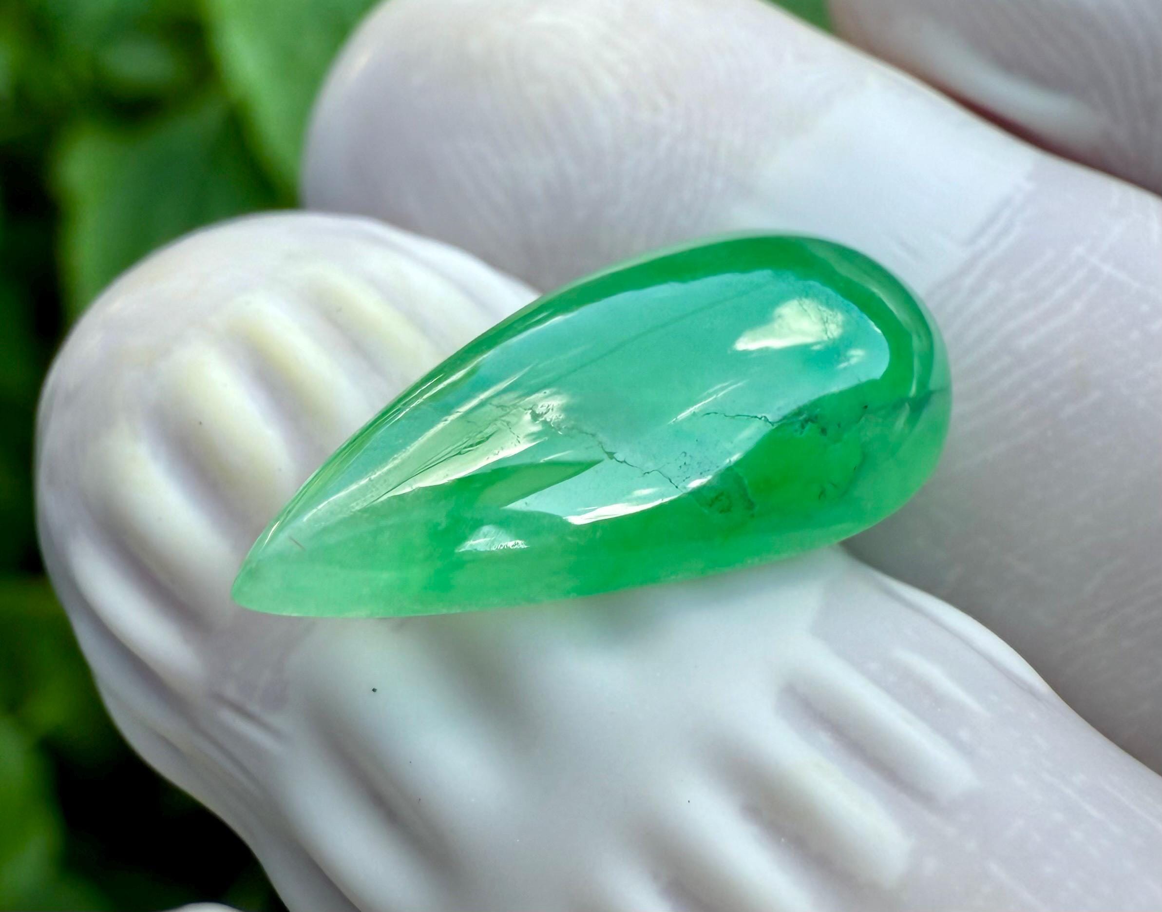 7.20カラットのグリーンインペリアルジェダイト宝石：ビルマ産A型翡翠