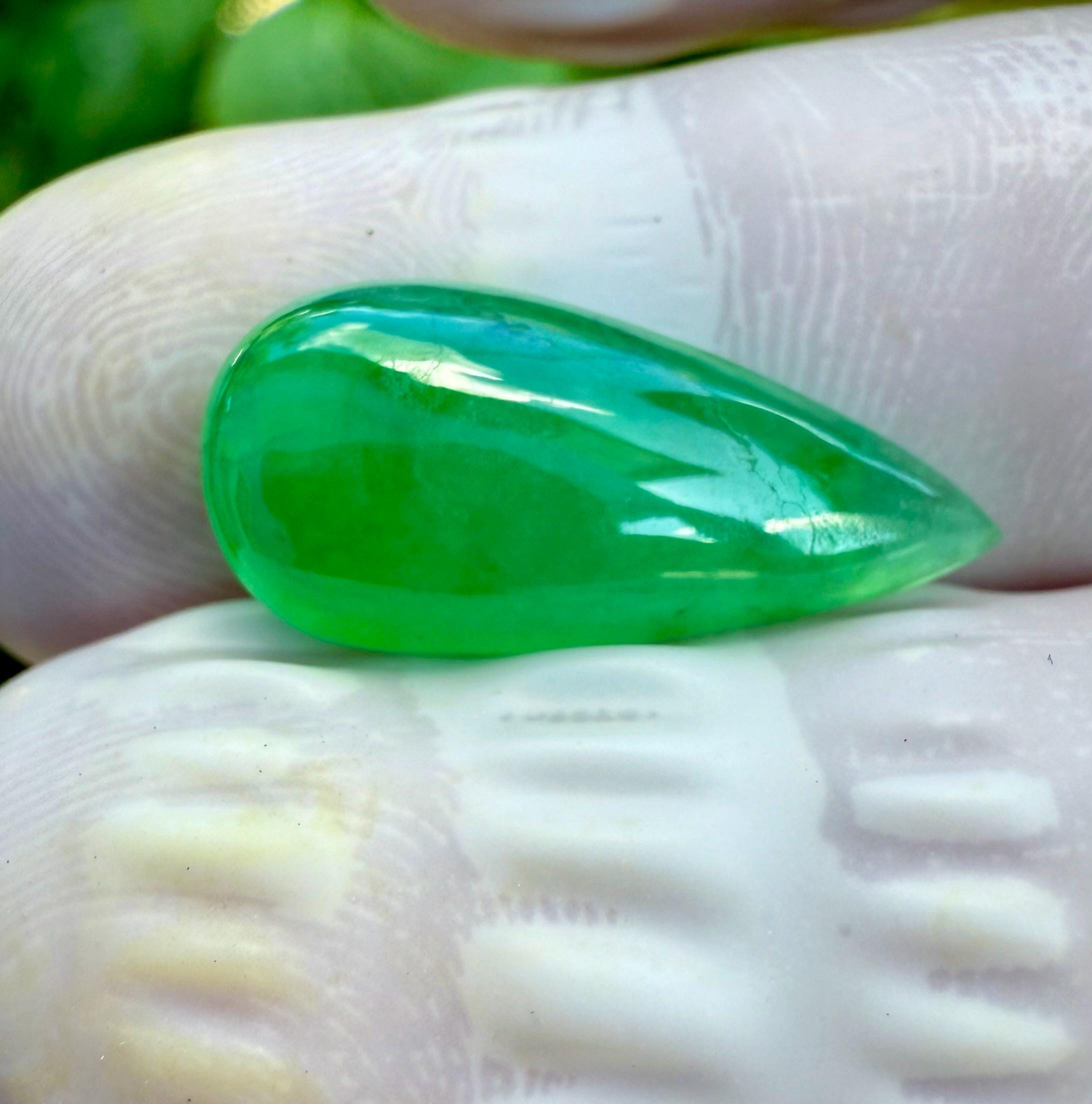 7.20カラットのグリーンインペリアルジェダイト宝石：ビルマ産A型翡翠