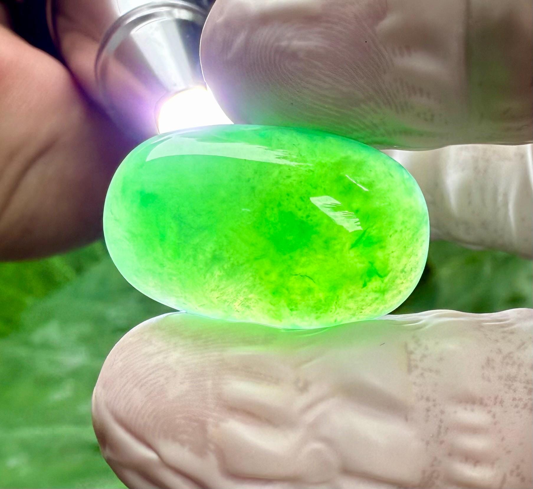 Certified GIT Report NO G A38896 Type A 38.84 Carats Green