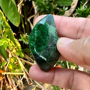200.00 Carats Tumbled Kosmochrol Jade,Maw sit sit Jade,green black Jade,Albite jade,gift,jade Burma,Jadeite Burmese  (untreated )