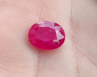 2.70 Carats Natural Ruby Burmese Mogok (Untreated)