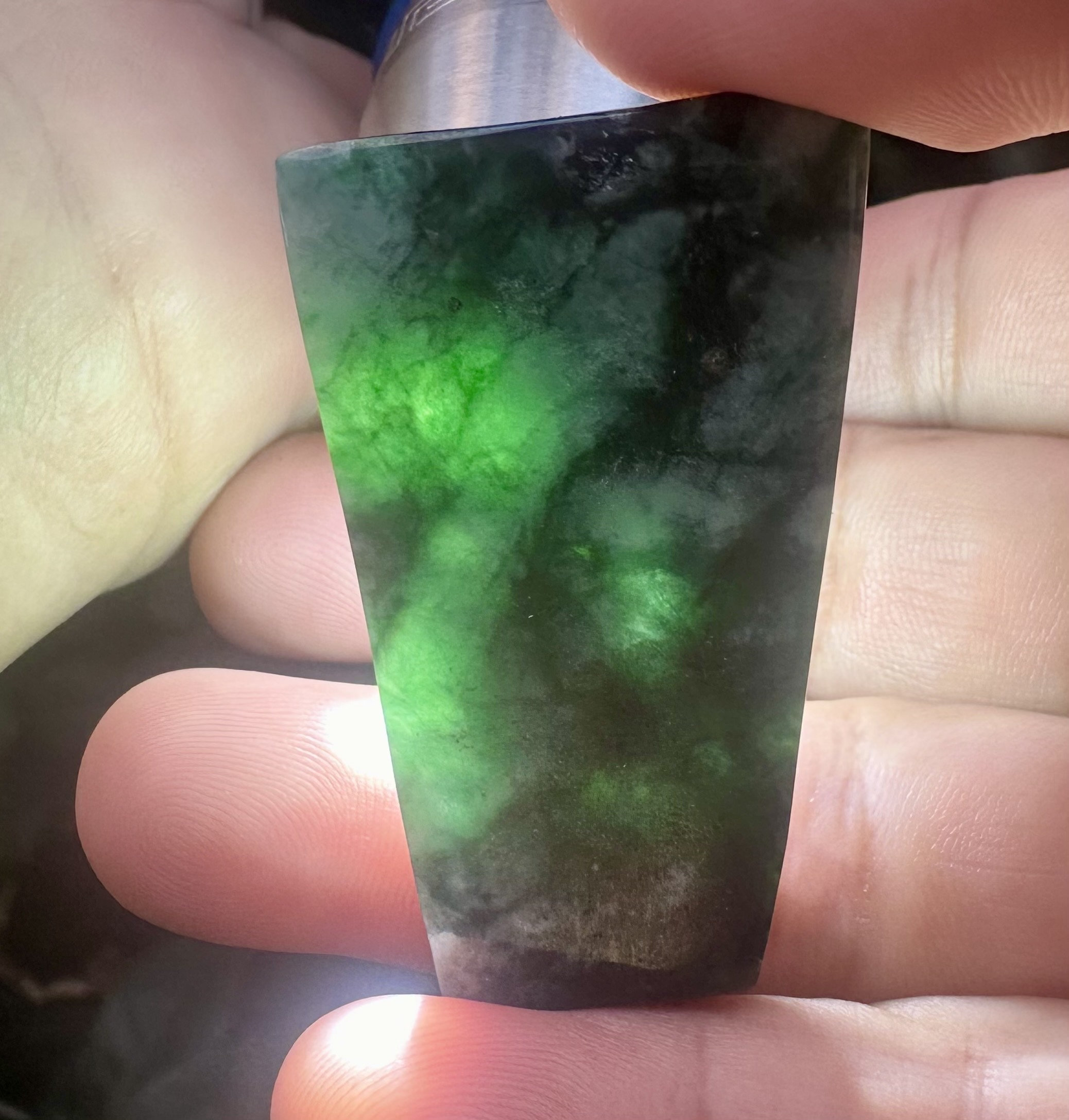 RARE !! JADE VERT DE MYANMAR : 4,81 CARATS ★★ p502.132t