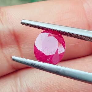 1.70 Carats  Natural Ruby Burmese Mogok (Untreated)
