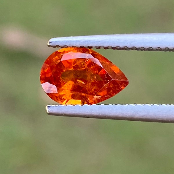 1.85 Carats Natural Spessartite orange color garnet  (Untreated)