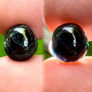 マダガスカル産　Serendibite セレンディバイト　原石 セレンディバイトとは？｜黒色に輝く謎の希少石、秘められた多色