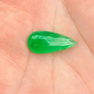 7.20 Carats Green imperial jadeite Jade,Type A imperial jadeite Burmese,Grade A imperial jadeite Burma,Translucent imperial green jadeite
