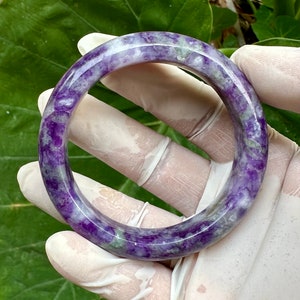 Hackmanit ädelstensarmband: Sällsynt färgskiftande sodalit (58 mm)