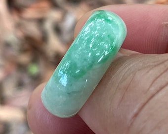 Vintage Natural Green Jadeite Jade Band Ring Size 9