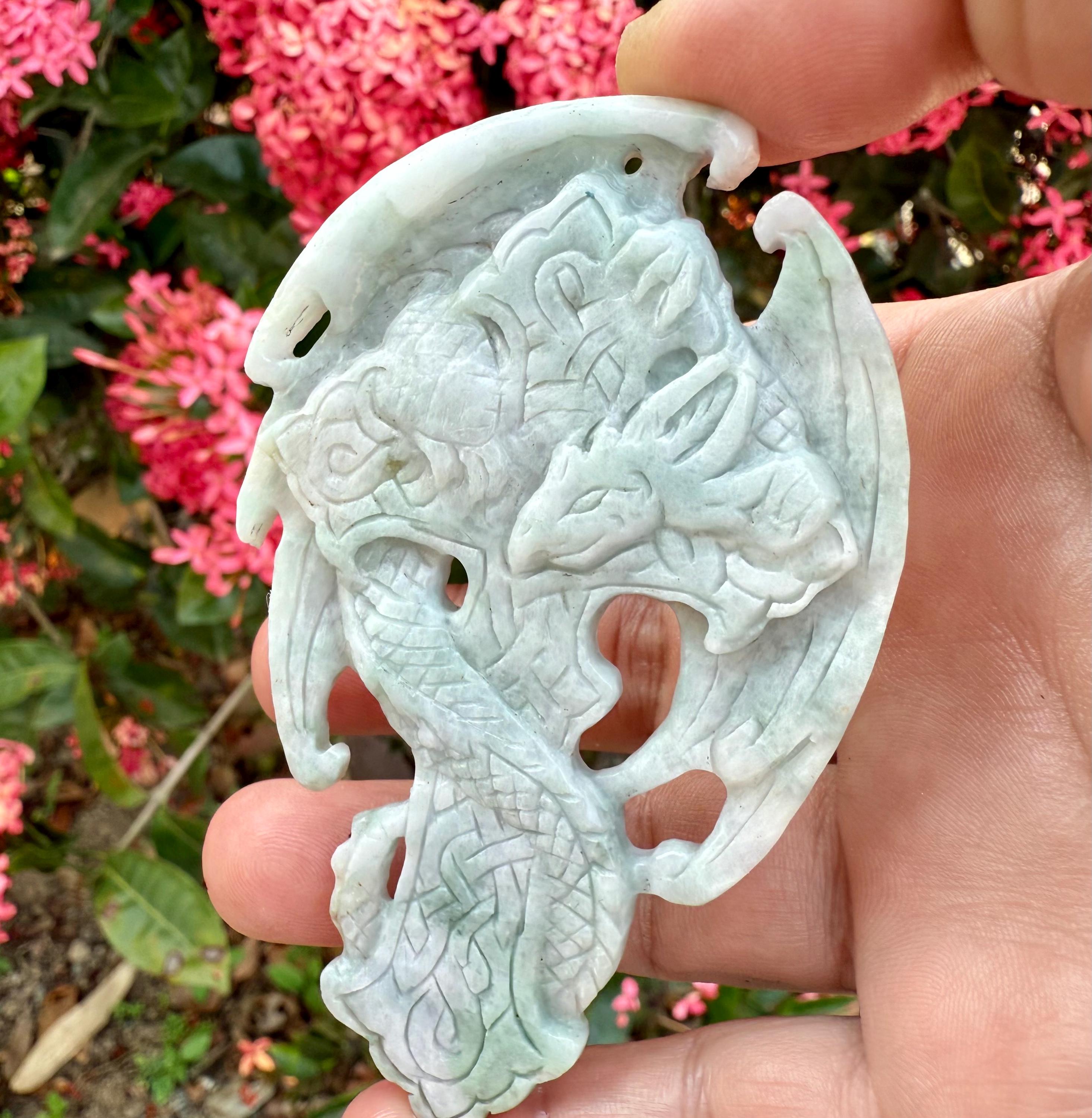 ビルマ翡翠の龍彫刻：グリーン＆ラベンダーの翡翠ペンダント - Etsy 日本