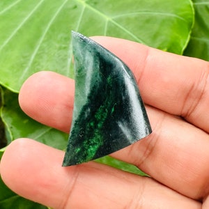 52.50 Carats Rough Kosmochrol Jade,Maw sit sit Jade,green black Jade,Albite jade,gift,jade Burma,Jadeite Burmese  (untreated )