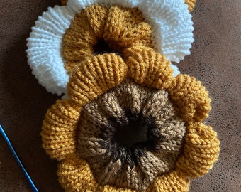 Sunflower Scrunchies Pattern, Flower Scrunchies Pattern for Knitting Machine Users