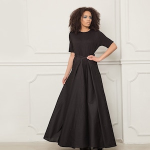 Svart bomullsmaxiklänning: Justerbar midja, festkaftan med cocktailmotiv