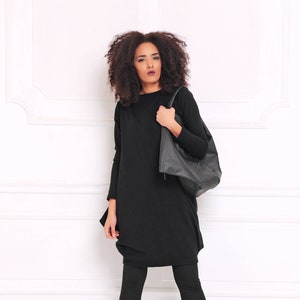 Elegant black sweater online
