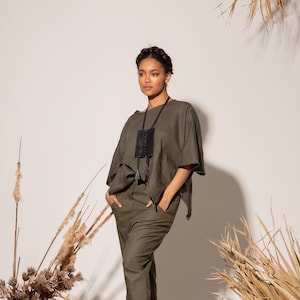 Oversized Linen Summer Top: Modern Plus Size Clothing