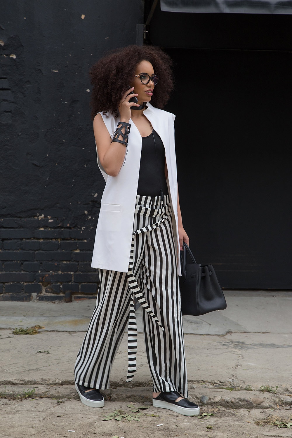 White sleeveless long best sale vest