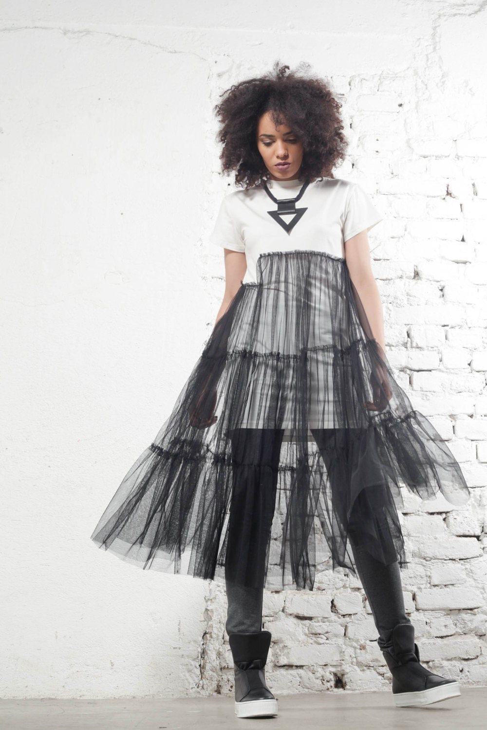スーツ・フォーマル・ドレス Ameri OFF SHOULDER TULLE LAYERED DRESS 0104141903_6778c4c797547.jpg