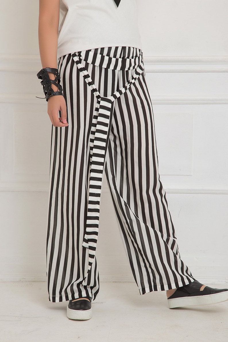 women's pants with stripes down the side