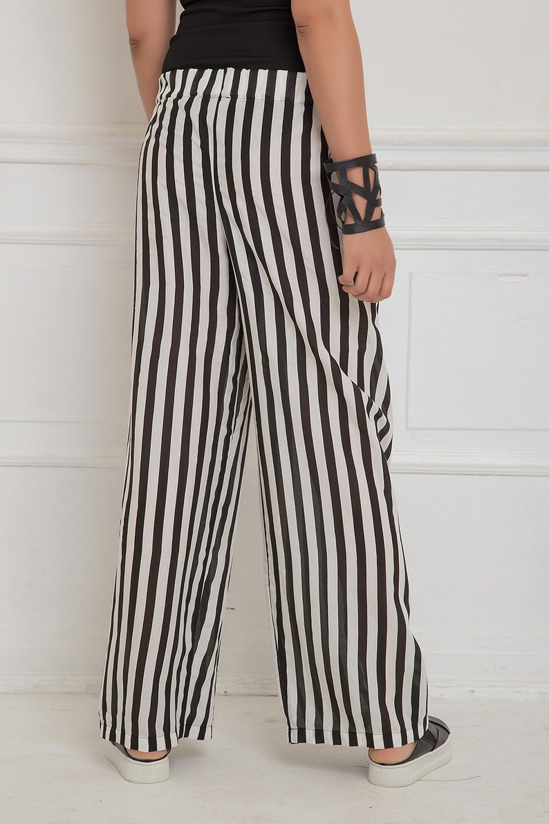 women's pants with stripes down the side