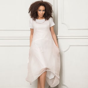 Weißes Kleid, weißes Maxikleid, weißes Kleid Frauen, Plus Size Kleidung, Seidenkleid, Hochzeitskleid, Maxi-Frühlingskleid, asymmetrisches Kleid, Seide
