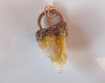 Spirit quartz with blue apatite pendant