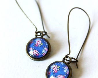 Large sleeper earrings Cabochon glass 12mm Floral