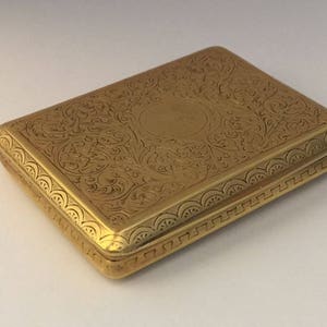 Antique 18k solid gold tobacco box