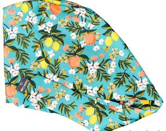 Gorro de algodón con estampado floral cítrico sobre verde azulado para mujer