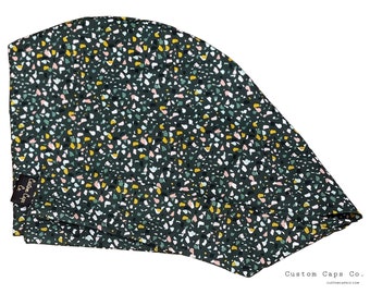 Terrazo en sombrero de exfoliación quirúrgica Hunter Green, gorra de exfoliación geométrica para mujer, Custom Caps Co.
