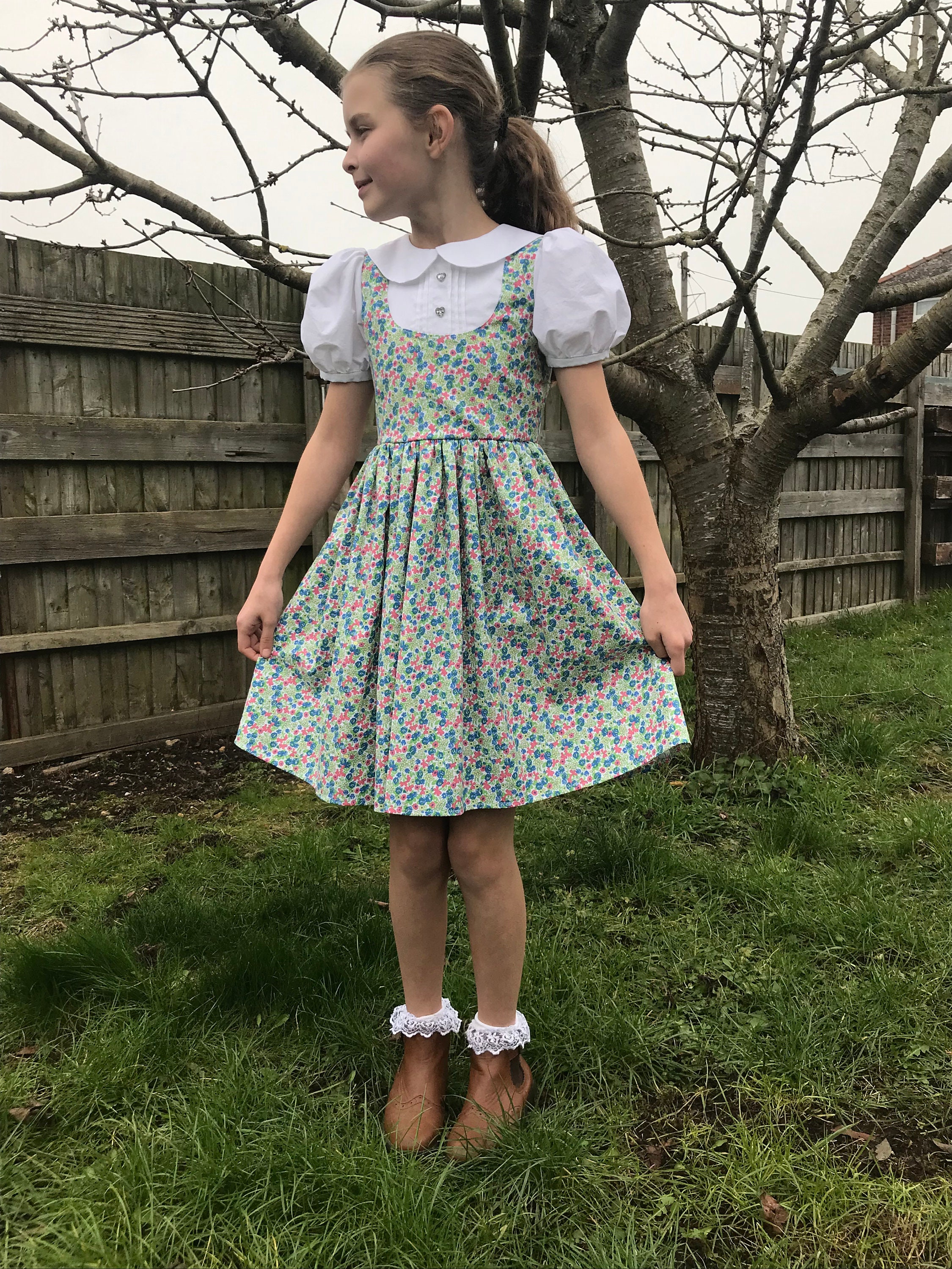 vintage style girls Flora dress with puff sleeves, flower girl dresses,  toddlers tea party dresses, ditsy print, cottage core, boho, summer