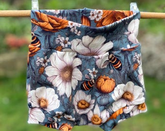 Organic cotton bloomers, new baby gift, bumble bee shorts, toddler bummies