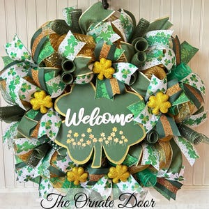 St. Patrick’s Day wreath, welcome wreath, shamrock wreath, green and gold wreath, Irish wreath, front door wreath, deco mesh wreath, wreaths