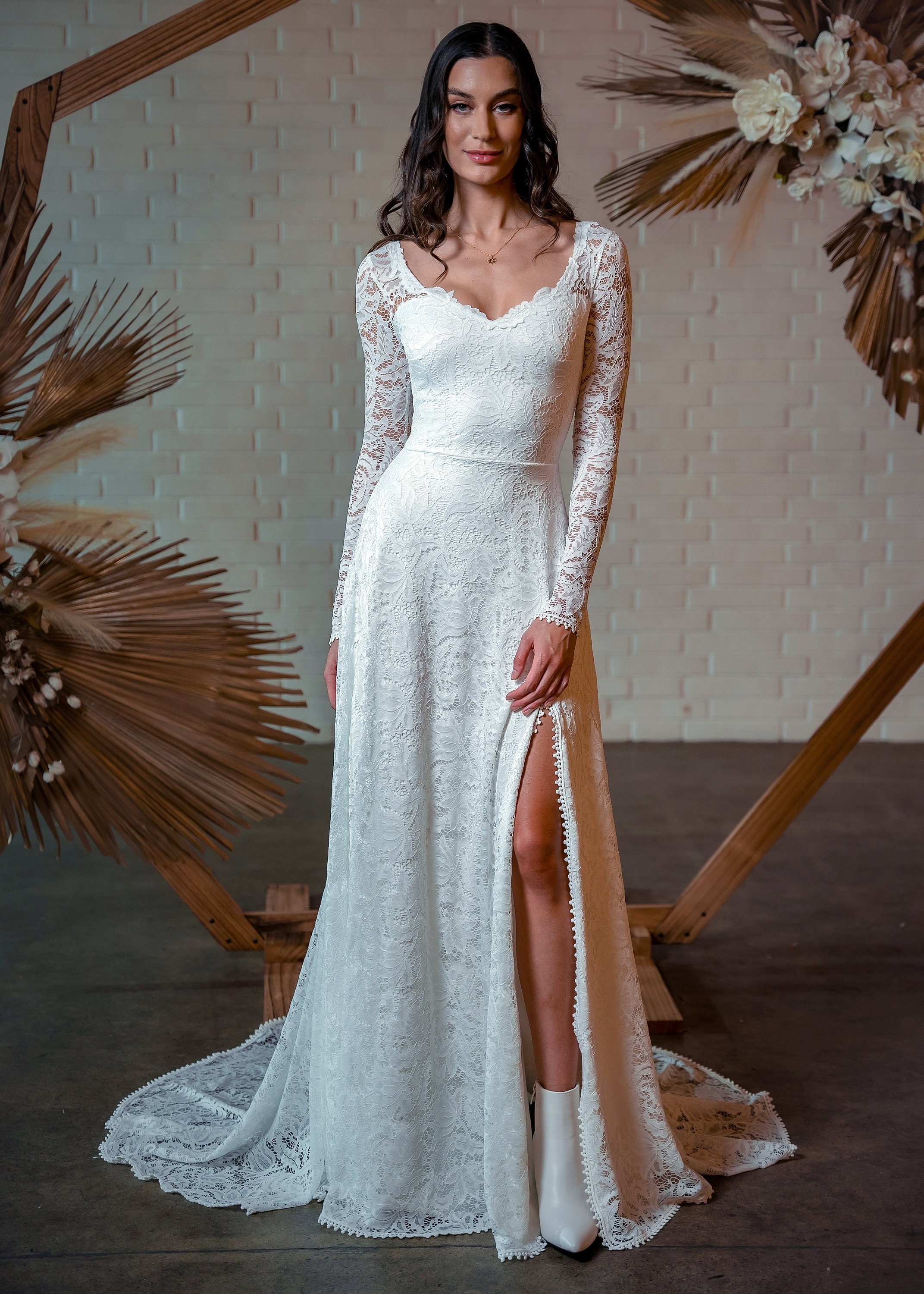 Boho Long Sleeve Lace Wedding Dress, Open Back Bohemian Bridal Dress With  Slit, Simple Sweetheart Gown, Ethically Made - the Cascade Dress - Etsy