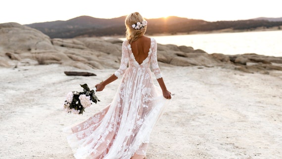 Boho Wedding Dresses & Gowns | Bohemian Style | Olivia Bottega