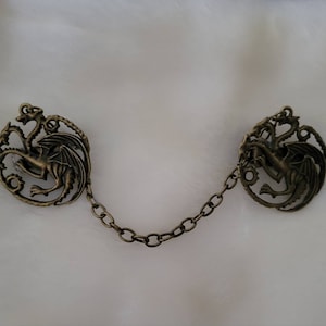 Pair of Metal Leaf Cloak Clasp Set of 2 sylvan Silver & Bronze