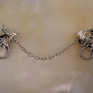 Cloak clasps- Dragons (color- silvers)