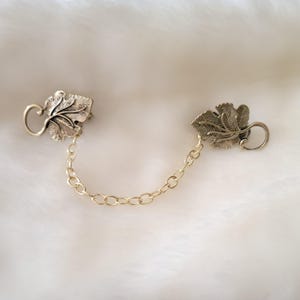 Cloak clasps - Leaf / Leaves ( color-gold/bronze)