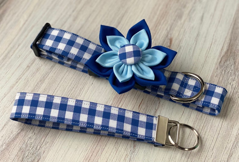 Dog collar, plaid , gingham, collar with flower, collar with bow, flower, blue, navy, blue plaid flower, pet collar, boy, girl, keychain image 4