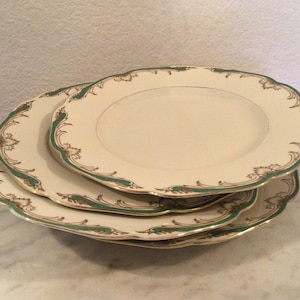 Vintage Beautiful H C Haas- Czjzek Coronado Fine China “PRAGUE”  Pattern, 4 Dinner Plates. Maroon Insets, Scrolls. Czechoslovakia. Retired.