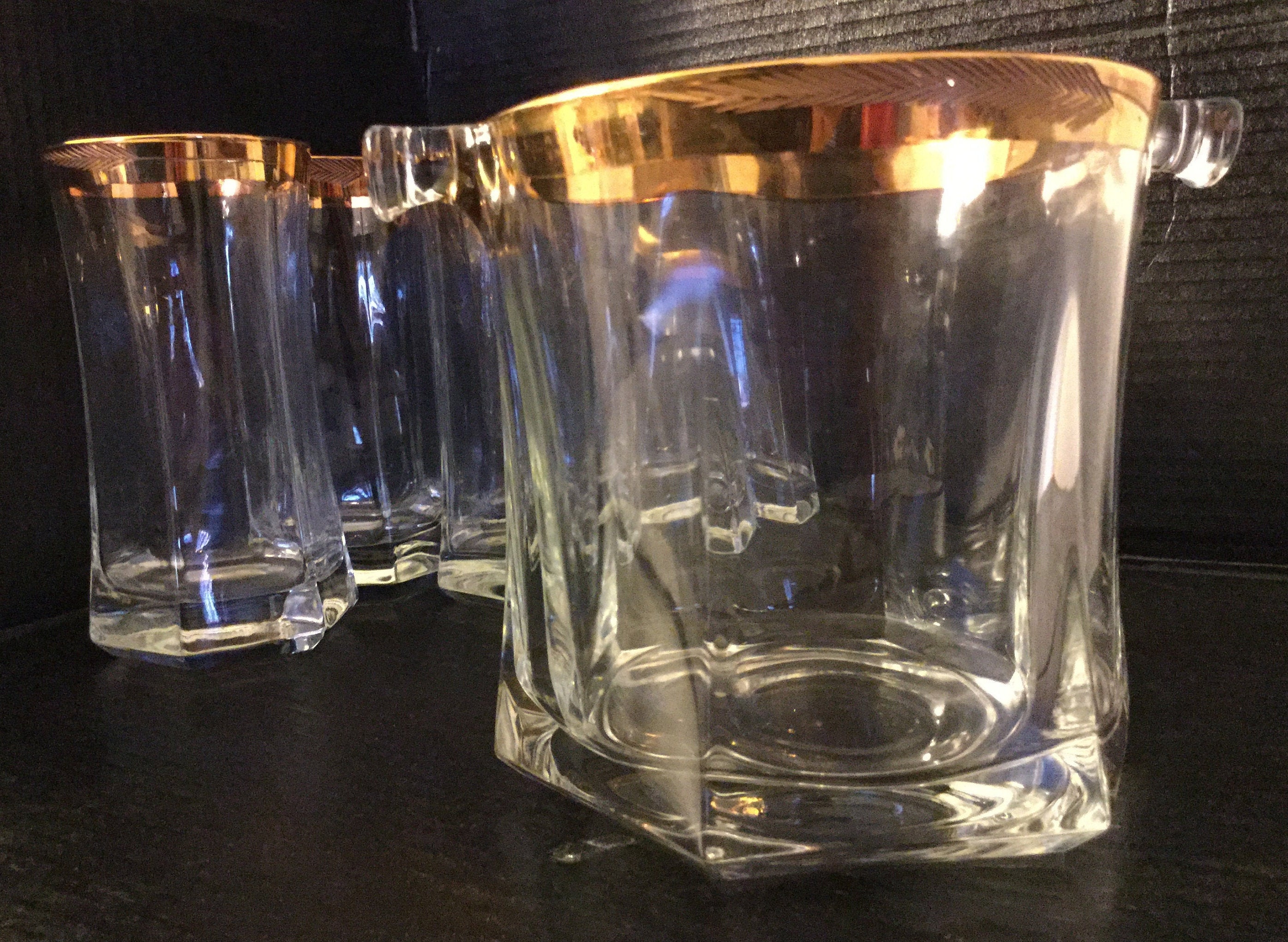 1 plastic cup in ml Plastic Mixing Cups 1 Pint (16oz) main image 1