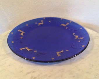 Vintage Stunning LIBBEY Glass Co Leaping Reindeer Gold Gilded Cobalt Blue Round Platter. Embossed Reindeer And Snowflakes At Rim. Retired.