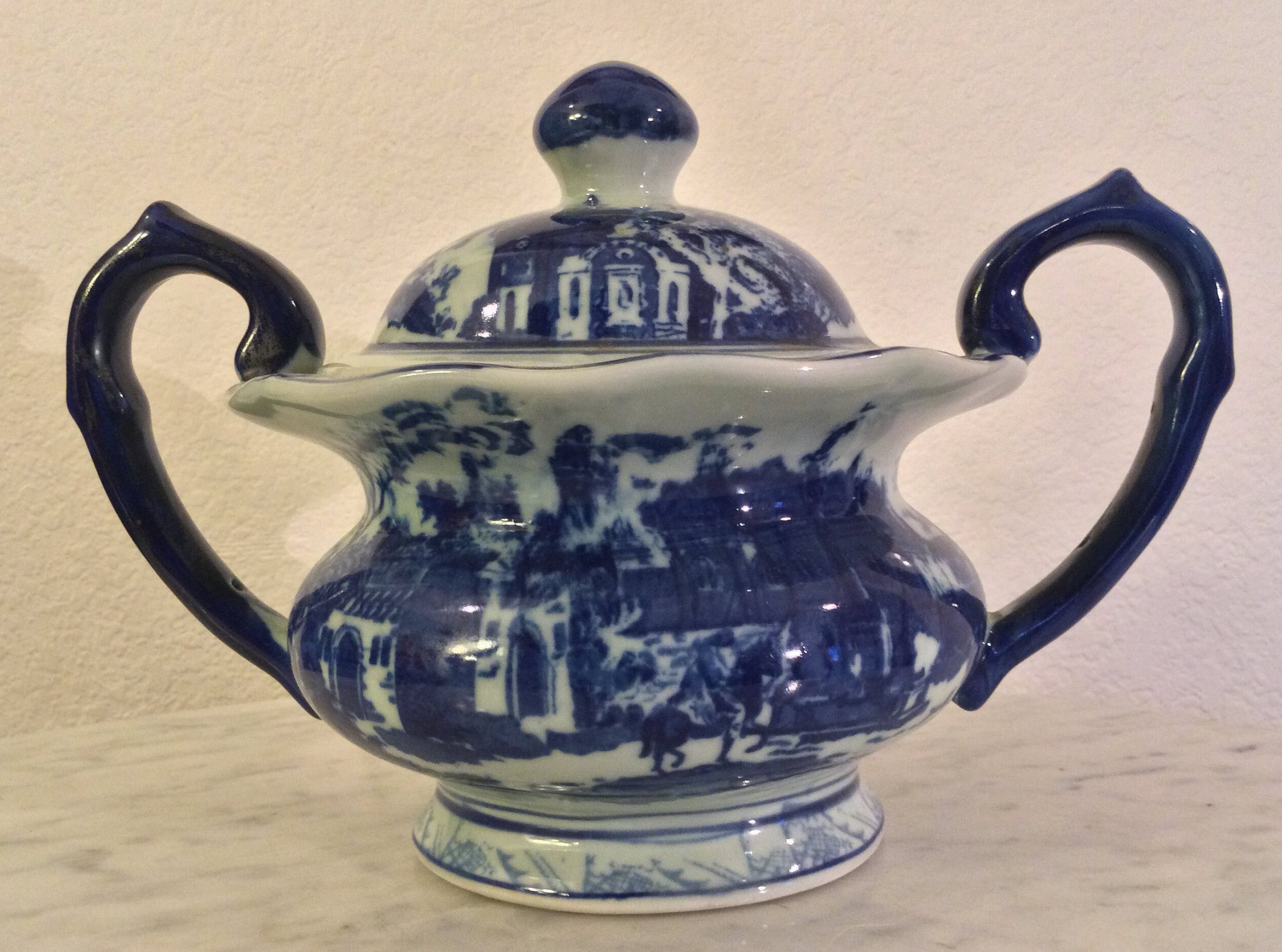 郵送買取 新品5台以上送料無料キャンペーン中！！  Beautiful Vintage VICTORIA Blue Historical IRONSTONE WARE 1800年 - 1900年
