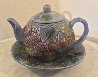 SALINS LES BAINS French Majolica Teapot With Lid & Serving Plate. Embossed Fruits (Grapes, Raspberries, Cherries), Leaves.