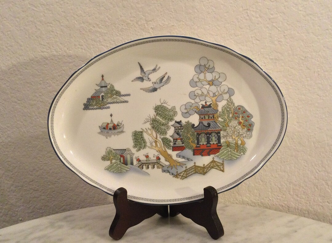 Vintage WEDGWOOD Bone China CHINESE LEGEND Medium Oval Tray, Light Blue