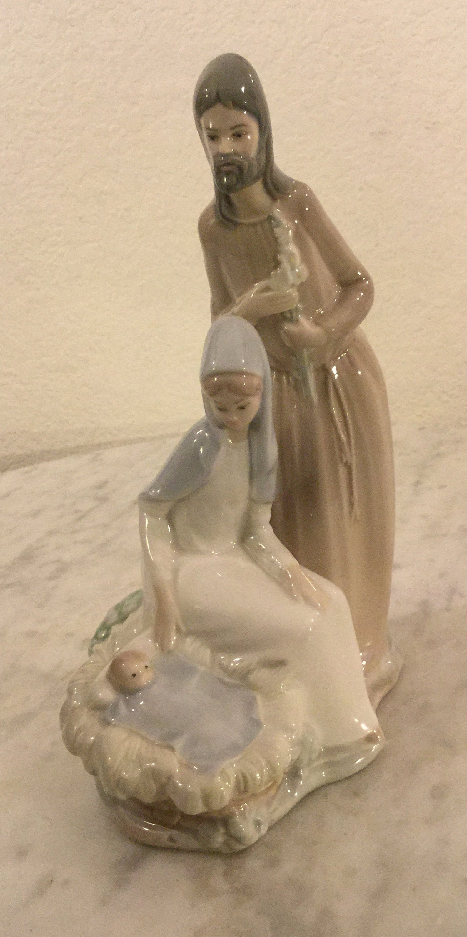 LLADRO Fine Porcelain Holy Family joseph, Mary & Baby Jesus Figurine