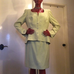 THIERRY MUGLER PARIS 2 Pcs Suit. Wm Sz 44. Classic Fit Blazer & Skirt. Beige. Swarovski Crystal Buttons. Made In France.Stunning.