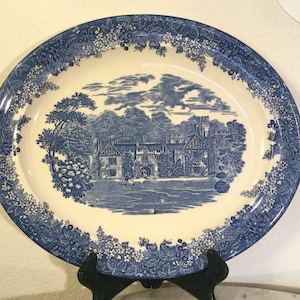 Vintage Impressive WEDGWOOD QUEEN’S WARE “Romantic England Blue” 16” Oval Serving Platter. Transferware, Blue Flowers And Scenes. Disc .