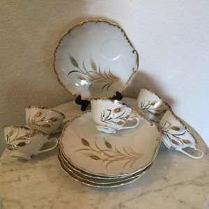 Vintage Original Napco Handpainted China Pattern IPD175-WH Set Of 5 Snack Plate And Cup (10 Pieces), Gold Wheat & Leaves. Discontinued.