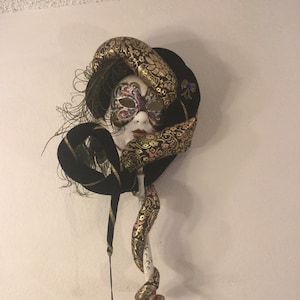 Vintage Gorgeous Original &quot;MASCHERA DEL GALEONE&quot; Real Handmade And Hand Decorated Mask. With Certificato Di Garanzia. Made In Venice, Italy.