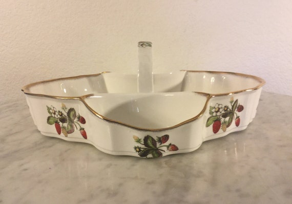 ヴィンテージの美しいセントジョージ ファイン ボーン チャイナ  