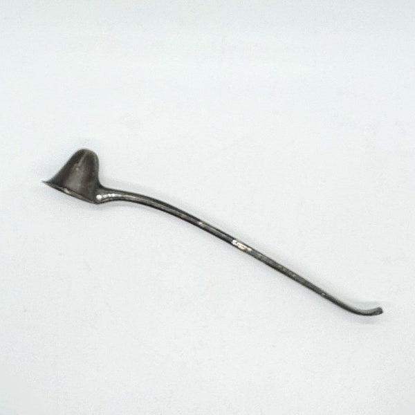 Silver Plated Candle Snuffer - Elegant Candle Accessory - Vintage 1990s Minimalist Home Décor